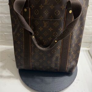 Unisex Louis Vuitton Dark Brown Monogram Briefcase